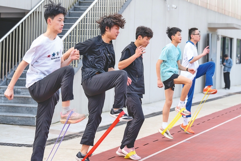 �ﾶ�˶�Ա��������ѵ����