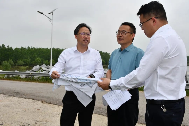 市委书记向世聪在沅江暗访安全生产及防汛备汛工作
